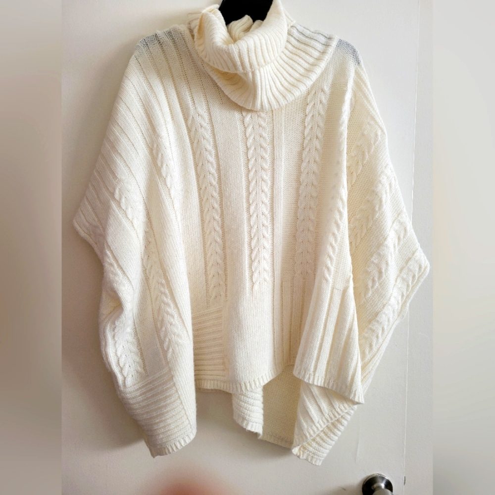 Sweater poncho L